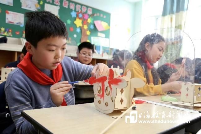 开学首日，这所学校让学生体验浓浓的年味