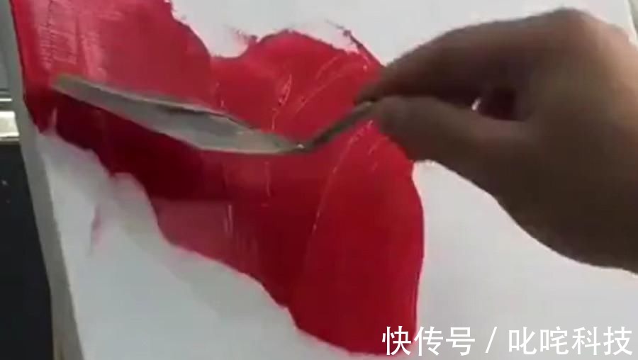 铲子&美术生只用一种颜色,创作一幅精美的艺术品,网友:颜料不用钱啊