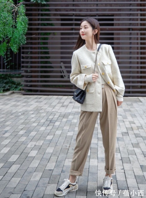 工装裤 今年开春外套流行“穿短不穿长”,显瘦又显高,适合小个子女生
