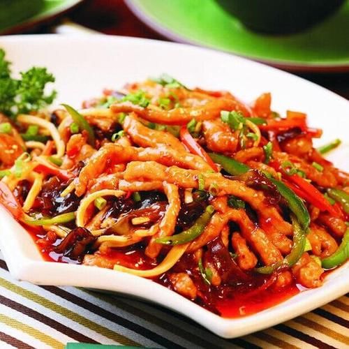  好吃到爆的鱼香肉丝，家常菜中的经典菜品，人人都爱吃