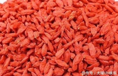 医生再三警告:枸杞不能和它同食,否则会“引祸上身”