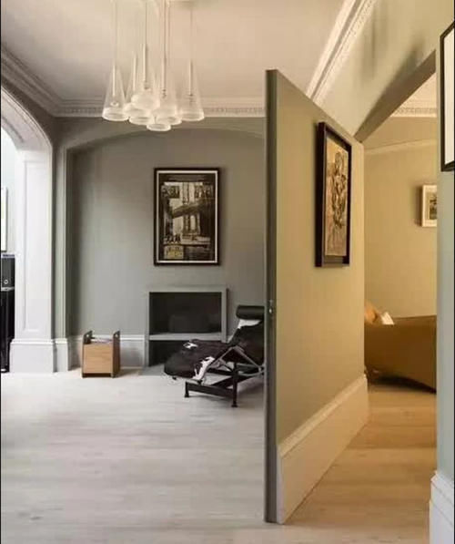 书架|隔断墙用书柜代替,直接把门藏在里面,进出房间就像在密室里穿梭