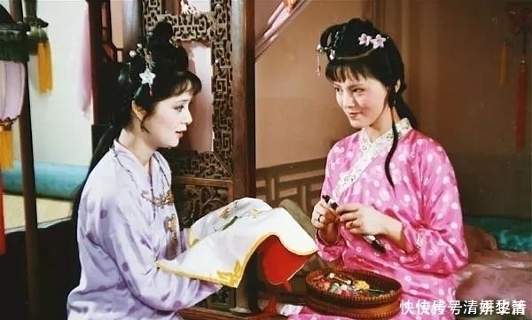 薛宝钗|林黛玉午睡,贾宝玉午睡,两个小故事,拉开了宝钗与黛玉的差距