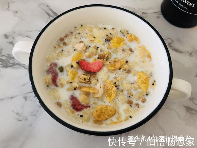 关晓彤蔬菜三明治改良版,10分钟搞定健康早餐,低卡减脂还管饱