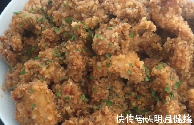 完事|鸡胸肉还能这么吃，不加一滴油，上锅一蒸就完事，健康美味两不误