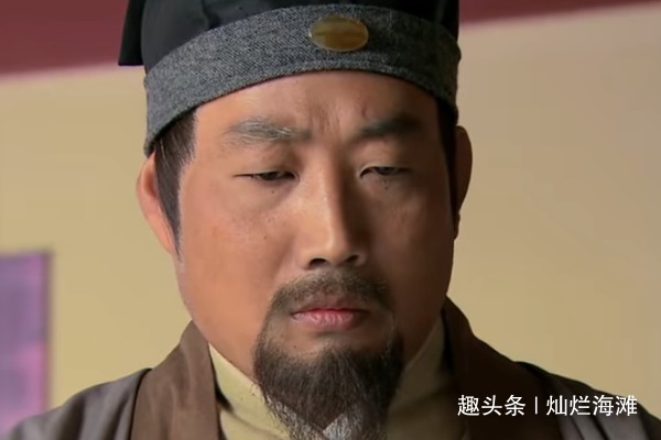 韩同音&此人与秦明是表兄弟,手持七十二斤大砍刀,力斩梁山五虎将