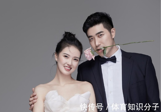 新金牌娱乐观察家|女排明星张常宁情人节官宣婚讯,透露婚礼日期,老公身高2米1