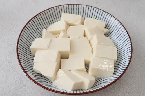 嫩豆腐|春节家宴,这道凉菜一上桌,全家都爱吃,做法才2分钟