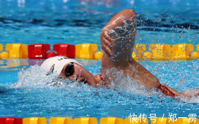 何詩(shī)蓓|19歲中國(guó)游泳天才奪冠！破7年紀(jì)錄，頒獎(jiǎng)眼含熱淚，國(guó)歌第4次奏響