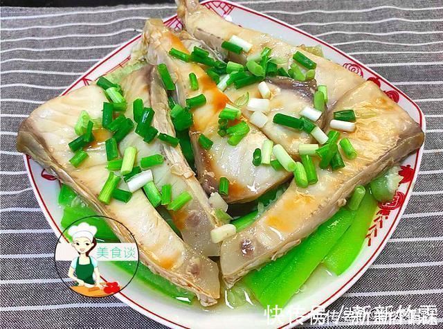鱼腩|丝瓜和它是天生一对，蒸一蒸8分钟出锅，鲜到流口水，简单又营养
