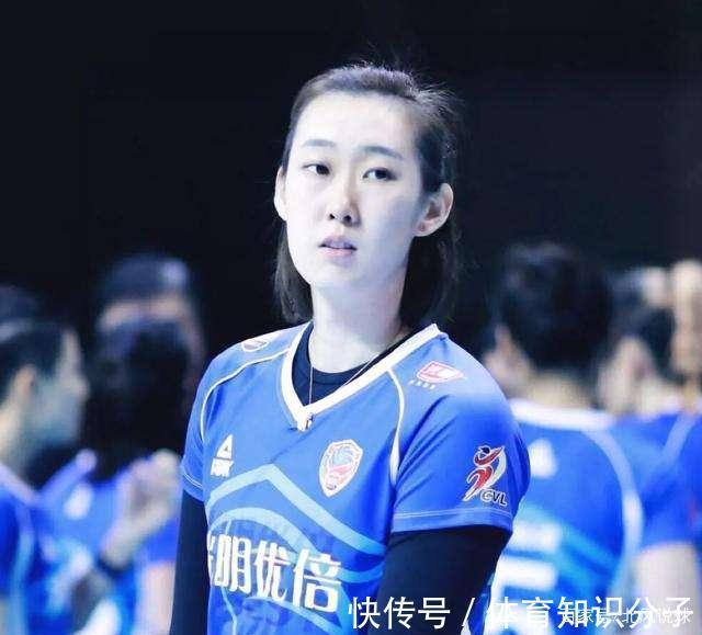 上海女排|1米94主攻官宣退役!16岁进女排国家队,是中国女排崛起的希望