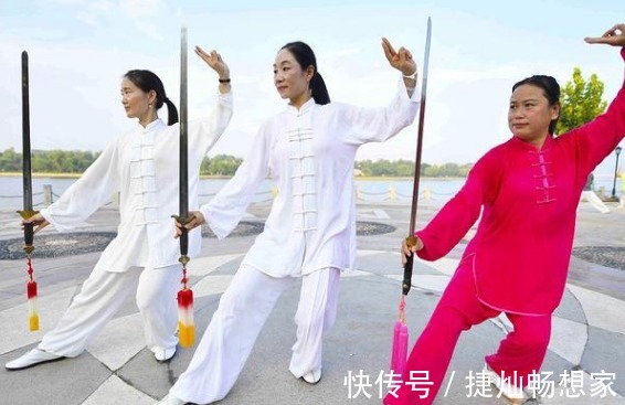 乳制品|女性50岁后,易发生骨质疏松建议多吃四物,做好三事