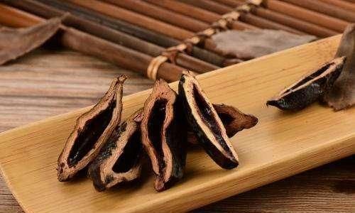 口味|假如给你100万,让你吃下面这4种“重口味”的食物,你会选哪种