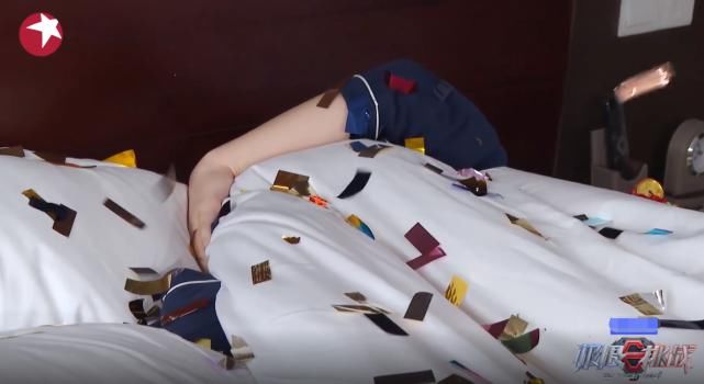 《极挑7》开播再遭吐槽,抄袭男人帮玩过的游戏,王迅最惨惹人心疼!