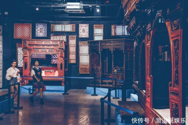 美国男子来华留学,收藏10万件中国古董,40年后身家轻松过亿