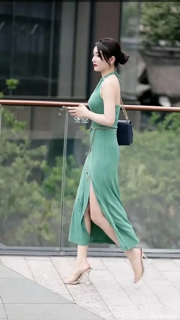 蓮步&七絕·急趨蓮步楚腰柔