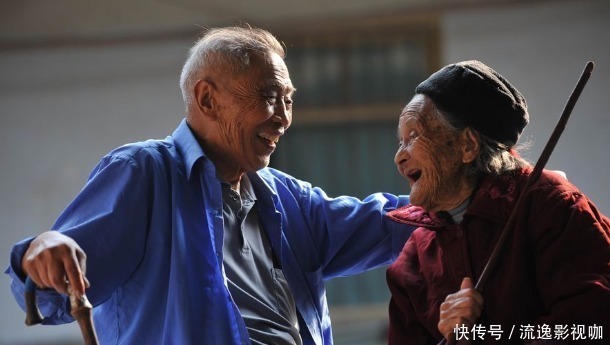 不便|老年人走路，关乎寿命长短！长寿老人走路都有2个特征，你中了吗