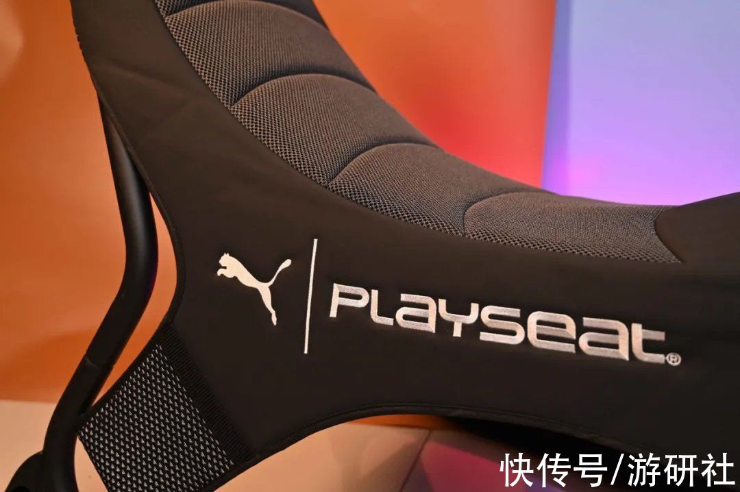 姿势|Playseat的“动态游戏椅”到底是什么东西