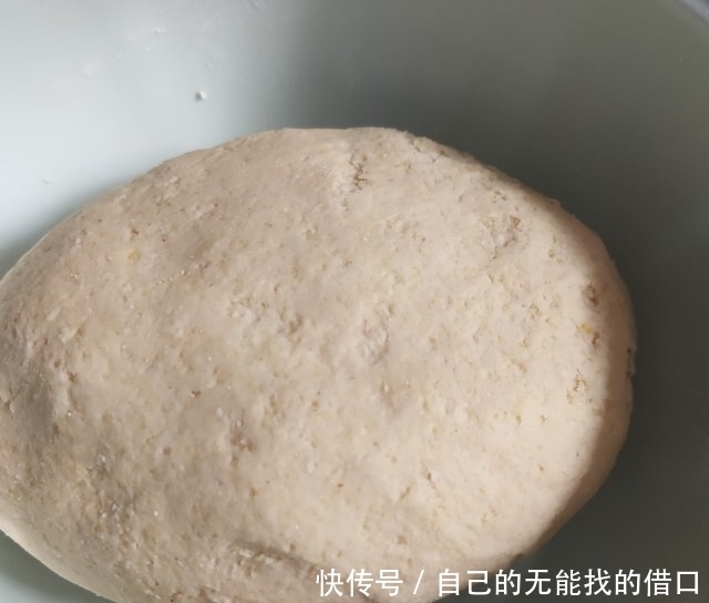 玉米面野菜鸡蛋蒸饺,吹弹可破,吃起来筋道美味