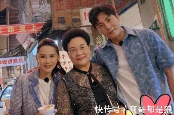 |章子怡问伊能静和秦昊谁挣的钱多伊能静幽默回复显示情商高!