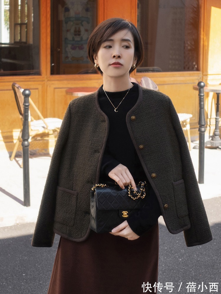 半身裙 简约、精致、优雅、高级,这就是“毛呢外套”穿搭的范,值得参考