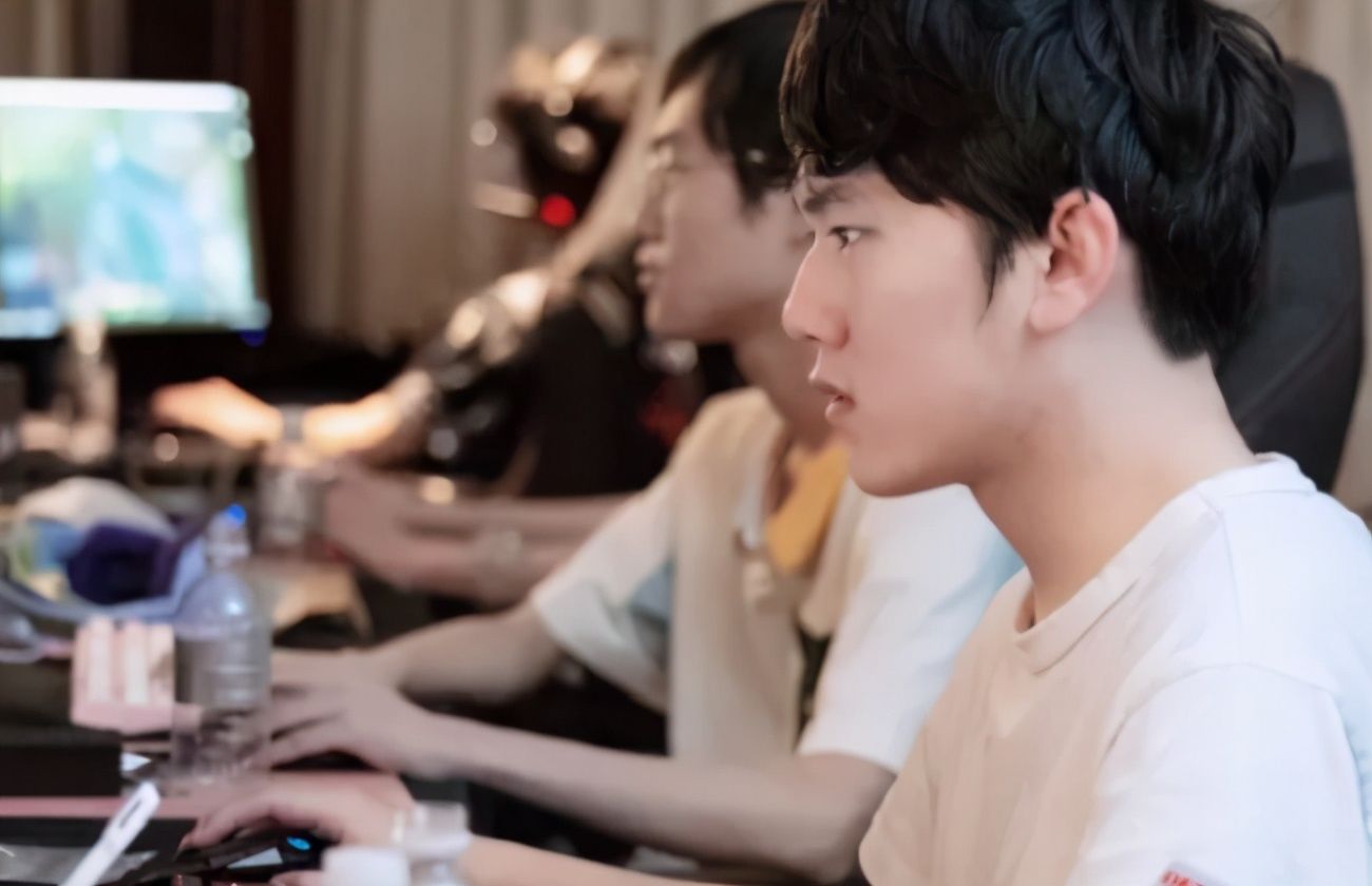粉丝|G2分享粉丝留言，S11希望零封LPL，Jankos点名滔搏