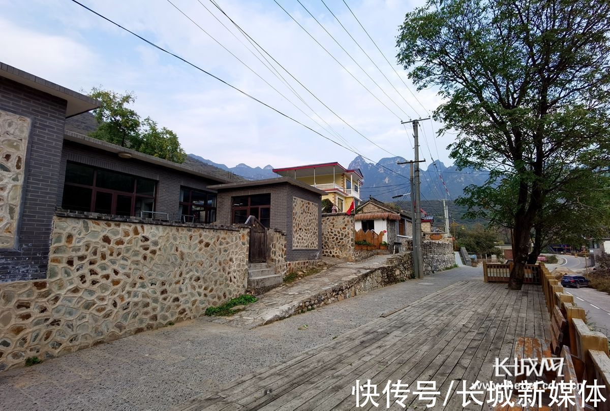 麻麻花|高清组图｜大山深处“民宿村”