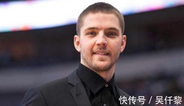 独行侠|姚明的NBA退休金每月2757美元,那么高富帅帕森斯退休金多少?