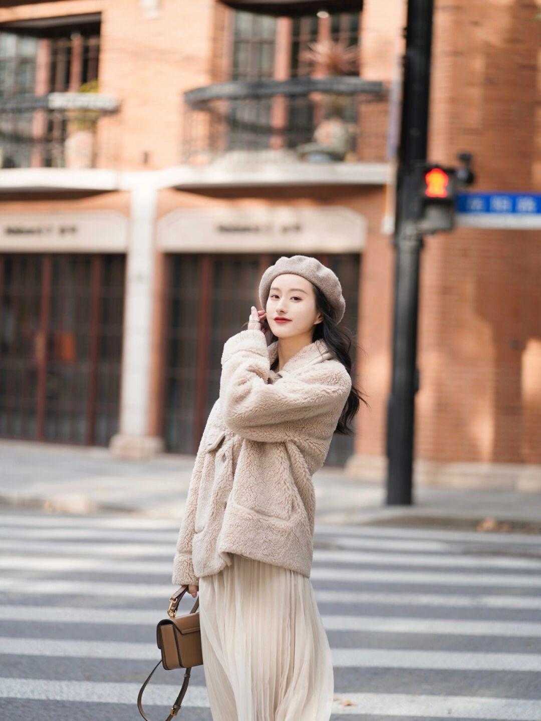 外套|寒冬的最强CP绝对是短外套+裤子,显高显瘦有气质,高级又时髦