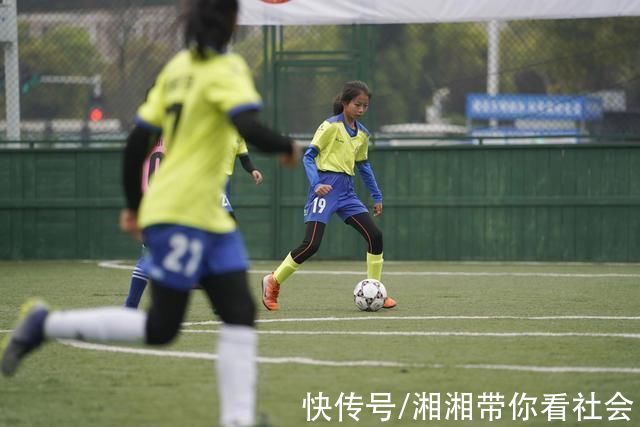 舒熙雯|小学足球比赛必须有女队员上场，武汉成女足国家队“大本营”