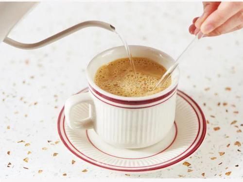 你们都喝多少钱一杯的奶茶啊?我喝 5 块的