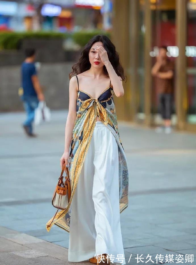 尖头|高跟鞋搭配裙子优雅又有女人味