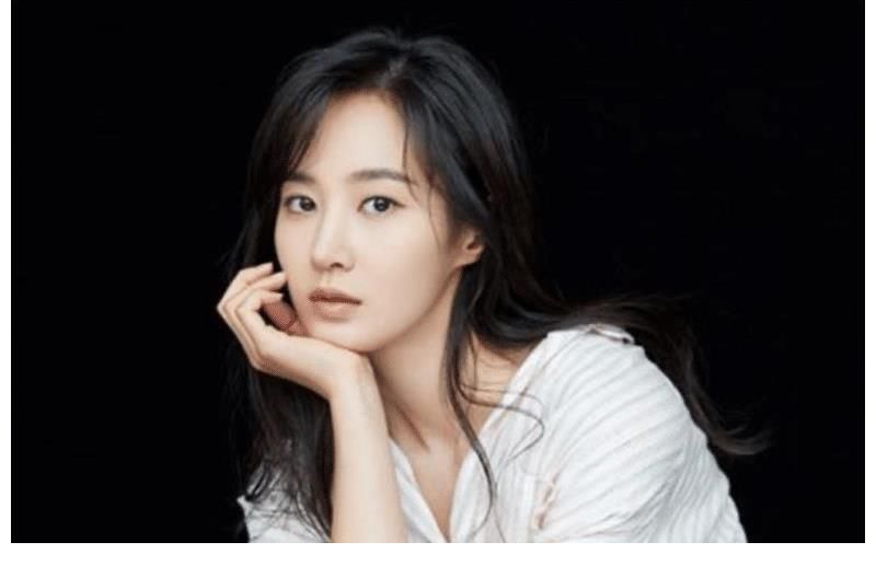 權(quán)俞利膽大心細，128億韓元房子貸款百億，成功的少女時代會經(jīng)