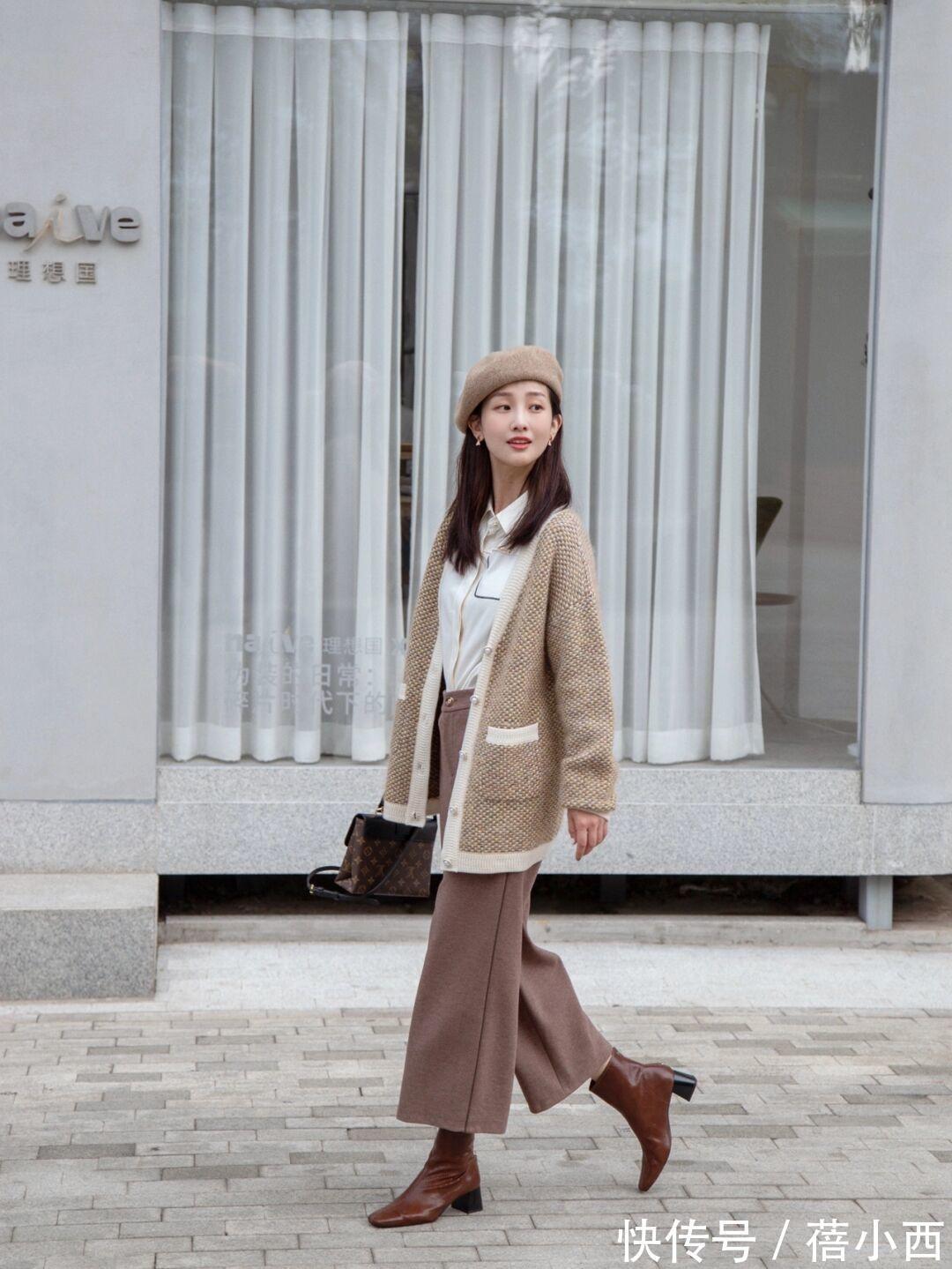 紫色 “针织开衫”才是永不过时的春季单品,时髦又高级,谁穿谁优雅