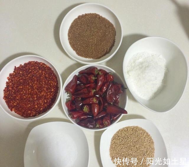 胡椒粉|正宗牛肉干和韩式牛肉干家庭做法,配料好找易学,有个绞肉机足够