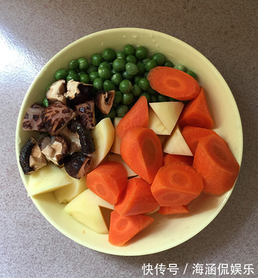 鲜香|记住这几点，煮一锅美味焖饭，鲜香美味挡不住，我家一周做3次！