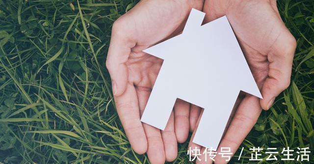 业主|买房路上的霸王条款,购房者苦等三年,开发商涨价一套房超百万