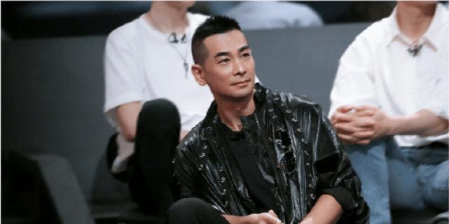 代表隊|《披荊斬棘的哥哥》的兩個大哥!陳小春讓GAI乖巧,熱狗怕趙文卓