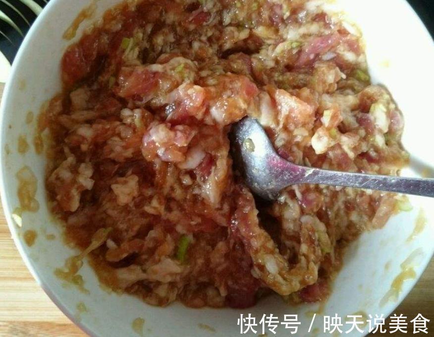 猪肉馅|秋天,这个菜要多吃,维生素是梨的10倍,才1块钱一斤