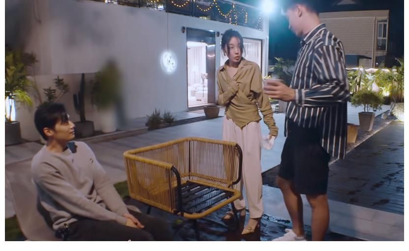 半熟恋人:两位女生被冷落的原因找到了,一个太通透,一个太偏激