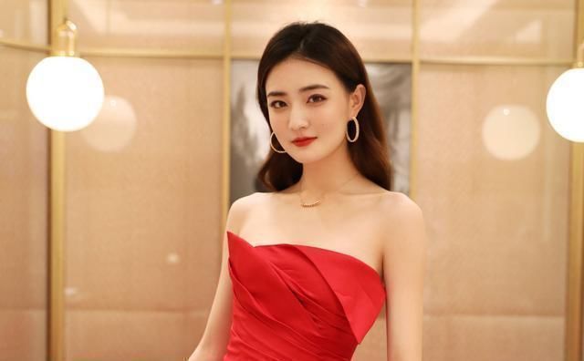 女生|女人脸型有4种,如果你是第三种,不化妆也好看,一般人只能羡慕