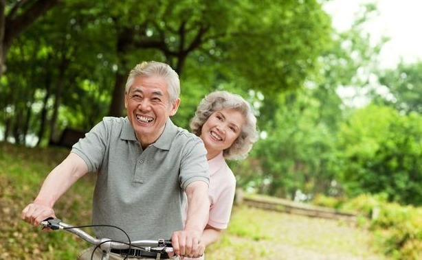 长寿|为什么老人不坚持锻炼，也能长寿健康，3位老人说出答案