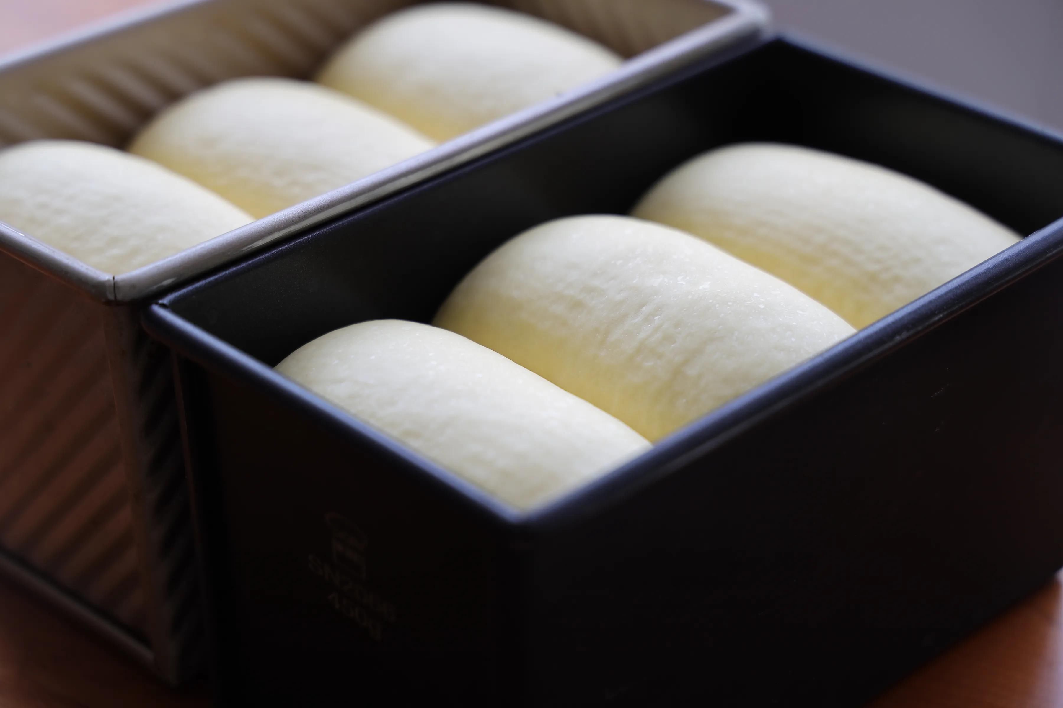 用了几年的吐司配方，棉花般的柔软，放3天都不会老化，早餐必备