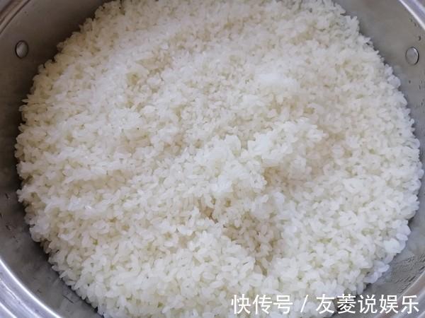 儿子经常点名要吃这个早餐，蒸锅1小时就能好，不仅解馋还顶饱