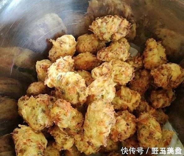大厨透露:炸丸子不管焯不焯水都错了,多这1步,丸子香脆不发黑