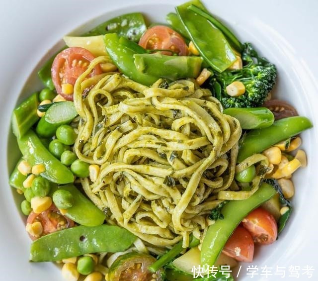 你饿不饿，饿了就去吃面啊