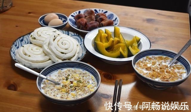 香蕉松饼|晒我家七天早餐,每天早餐食谱提前安排,只为家人吃得营养又健康