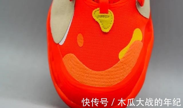 战靴 当之无愧的旗舰款!哈登5代能成为下一款划时代的战靴吗!