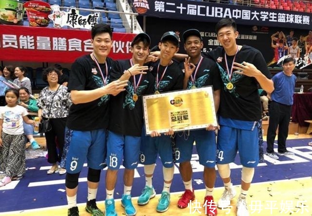 铭震|杜锋被天赋打动!24岁天才首次入选中国男篮,女友身高出众