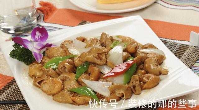肥肠|炒肥肠怎么清洗才干净?大厨从清洗到炒制都教你,好吃还没异味